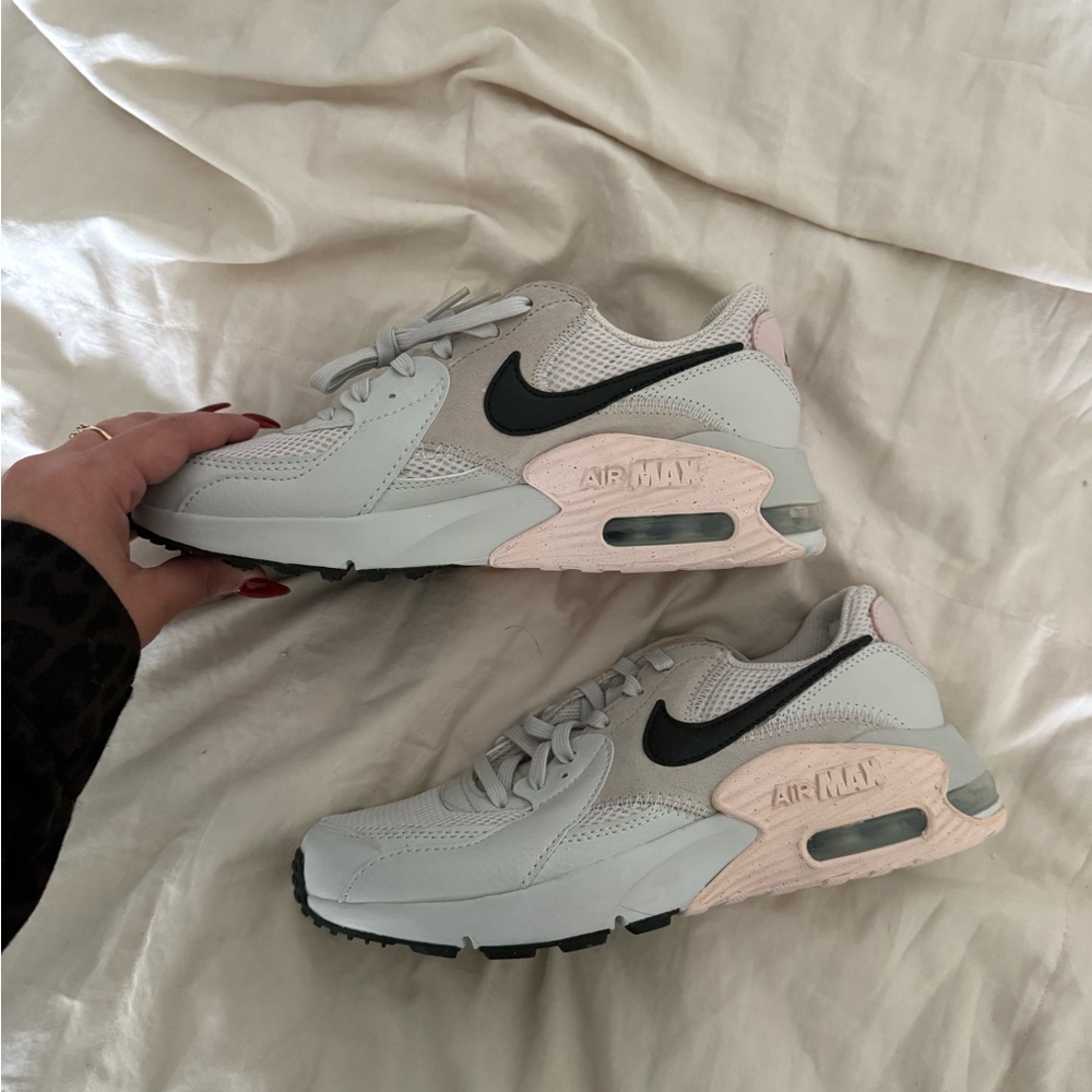 Nike Women's Sneakers in Light Gray, Black & Pale Pink